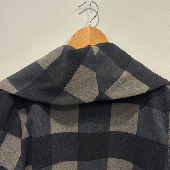 Costa Blanca Collections wool blend draped jacket - Picture 11 of 11